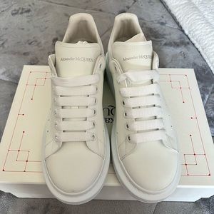 Alexander McQueen Sneakers